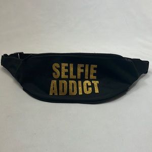 Selfie Addict Fannie Pack purse